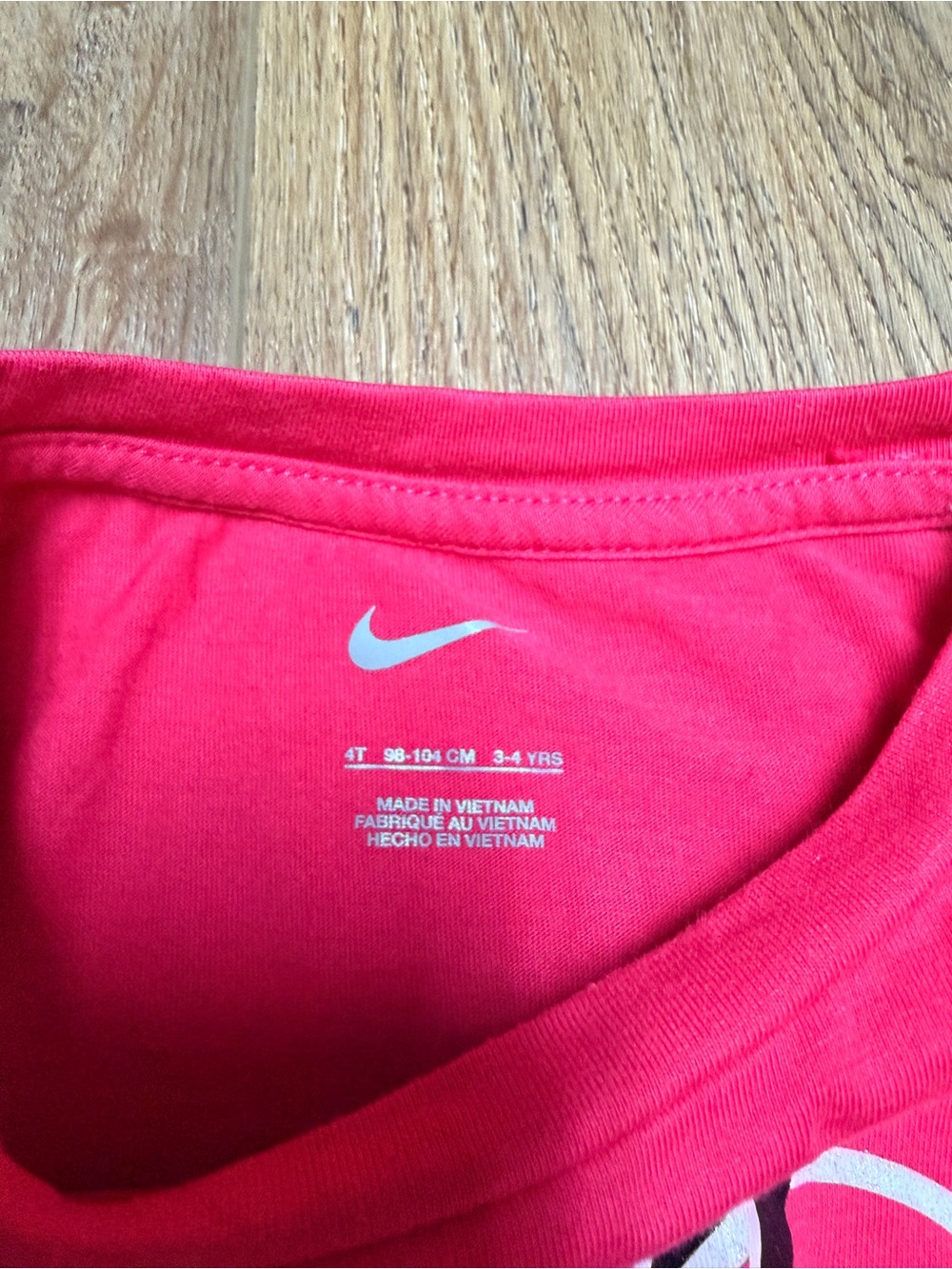 Nike Girls 2 Piece Outfit Set Pink Heart Logo Tee Black Mesh Shorts 4T Athletic - Picture 2 of 9